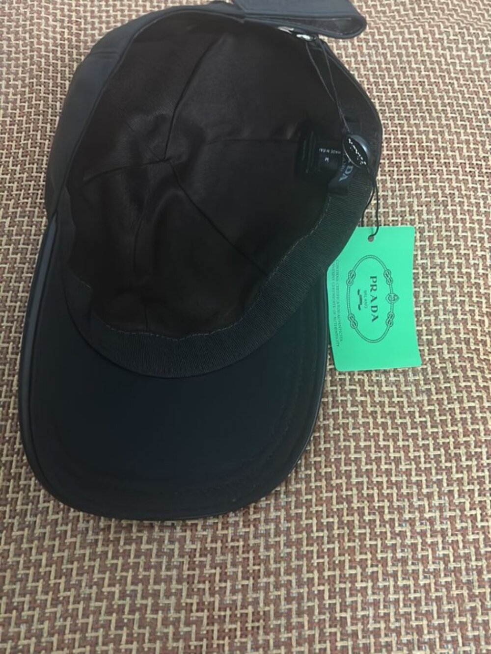 Prada hat - Picture 2 of 2
